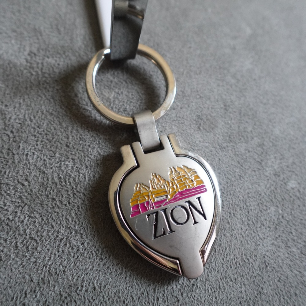 Zion National Park Utah Photo Keychain Metal Novelty Destination Travel